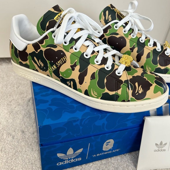 Adidas Stan Smith x BAPE 30th Anniversary Shoe - Picture 2 of 14